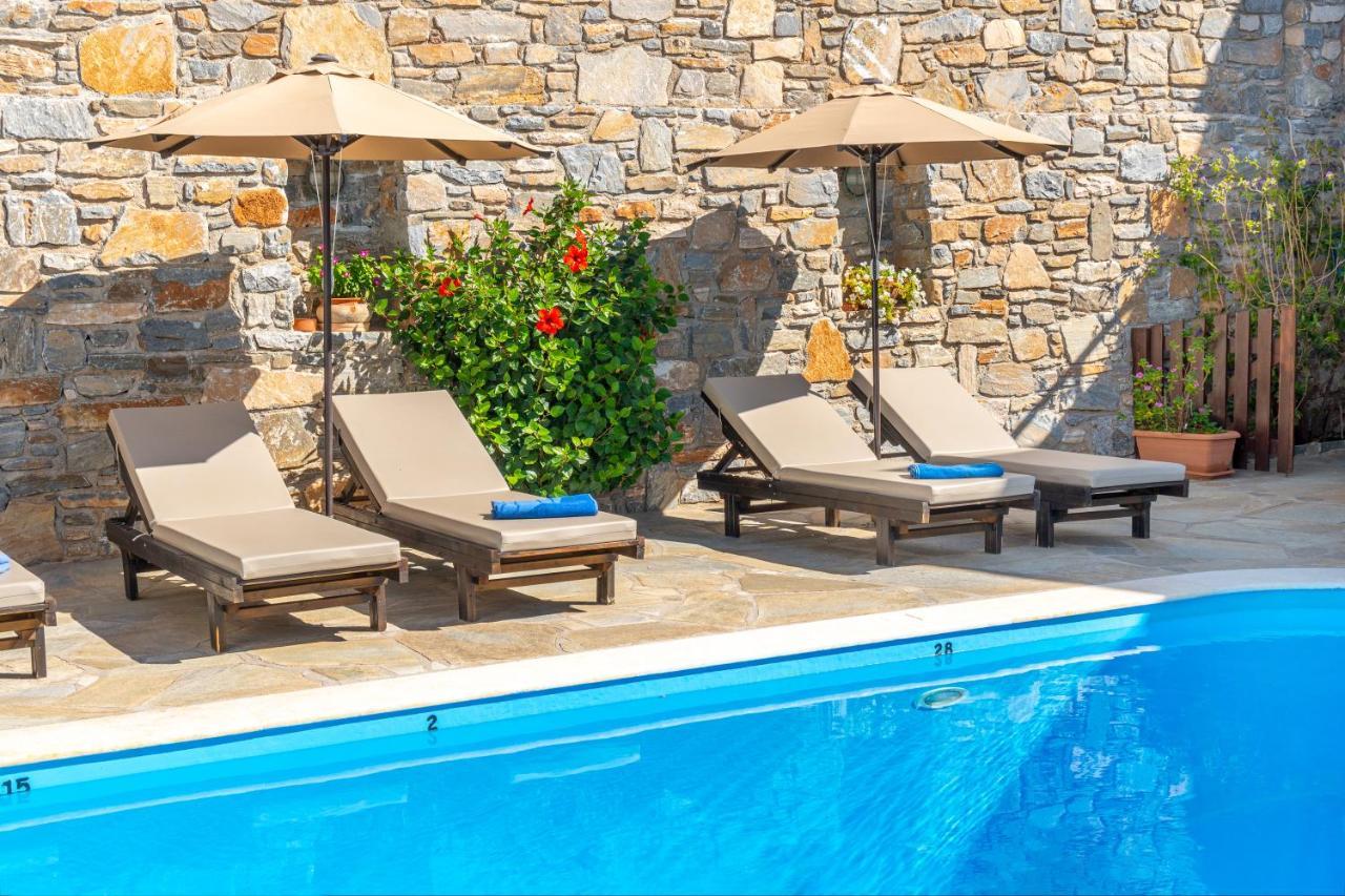 Reggina'S Apartments Фінікас Екстер'єр фото